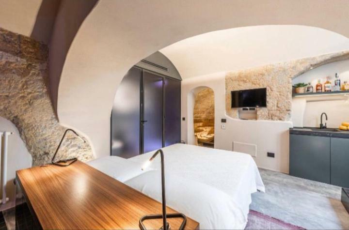 Borgo Albergo 35 Relax & Spa モノーポリ エクステリア 写真